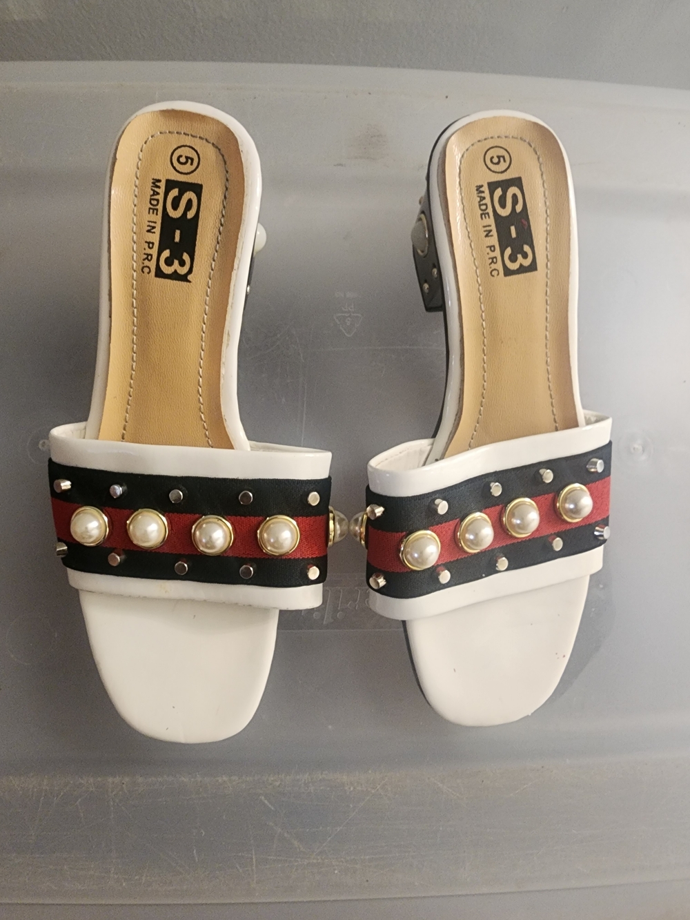 White Slide Sandals with Black & Red Pearl Accent